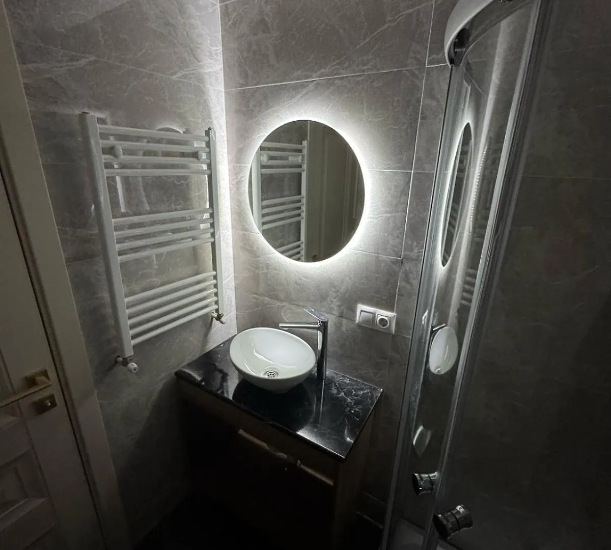 Double B At Freedom Square Bed & Breakfast Tbilisi